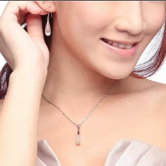 Sterling Silver Drop Earrings Necklace Set - Picture 2 of 2